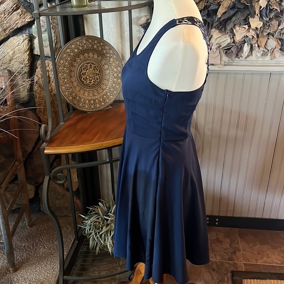 Doe & Rae Dress - Picture 4 of 7